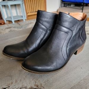 Lucky Brand Black Leather Booties LP- Brolley Size 8/38